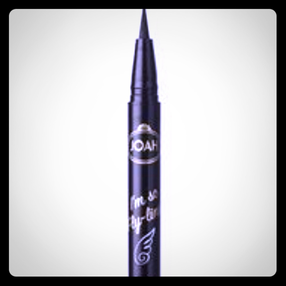 Kiss I’m So Fly-liner